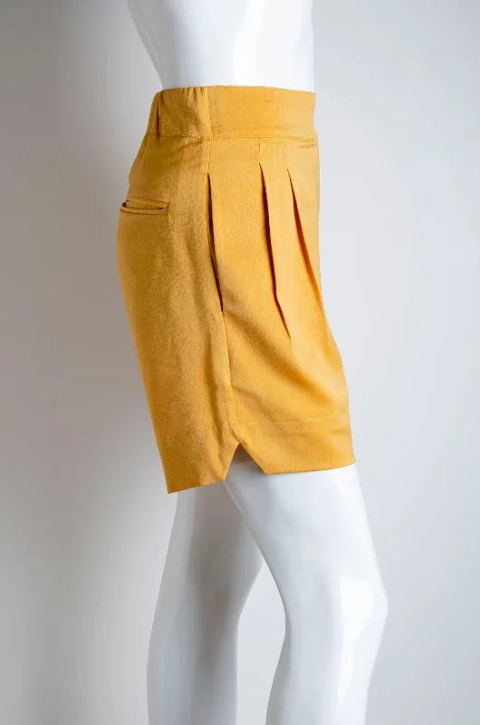 Amber Yellow Tailored Shorts Chic Pleated Skirt